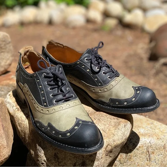 John Fluevog Adrians Amanda Saddle Shoe Loafer Leather Size 8 Womens Black Khaki - Picture 2 of 16